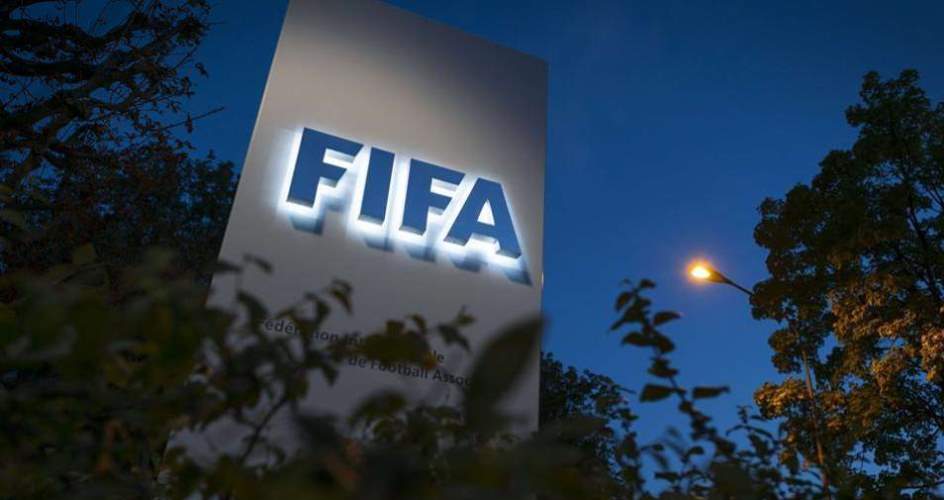 Το ποδόσφαιρο αλλάζει: Η FIFA επεκτείνει επ’ αόριστον τη σεζόν