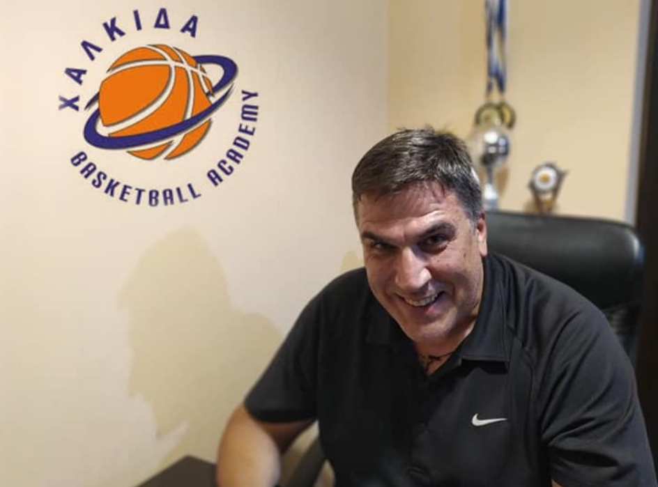 XBA: Νέος προπονητής ο Λουκάς Ζαρονικόλας