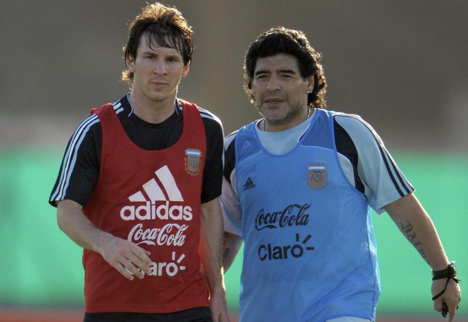 Argentina.Maradona Messi.944x650