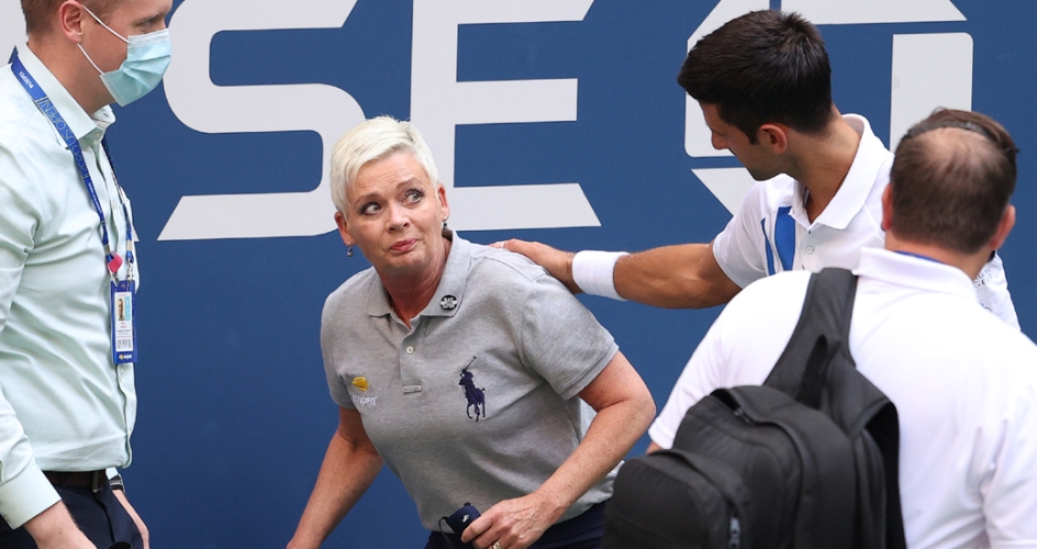 Tennis.US Open.Djokovic hit woman official lines woman.944x500