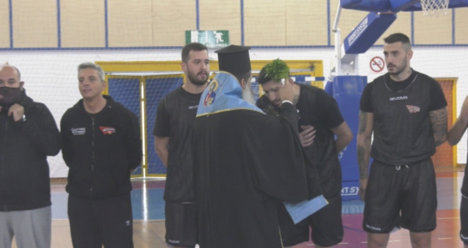 O αγιασμός του Εσπέρου Λαμίας (video)