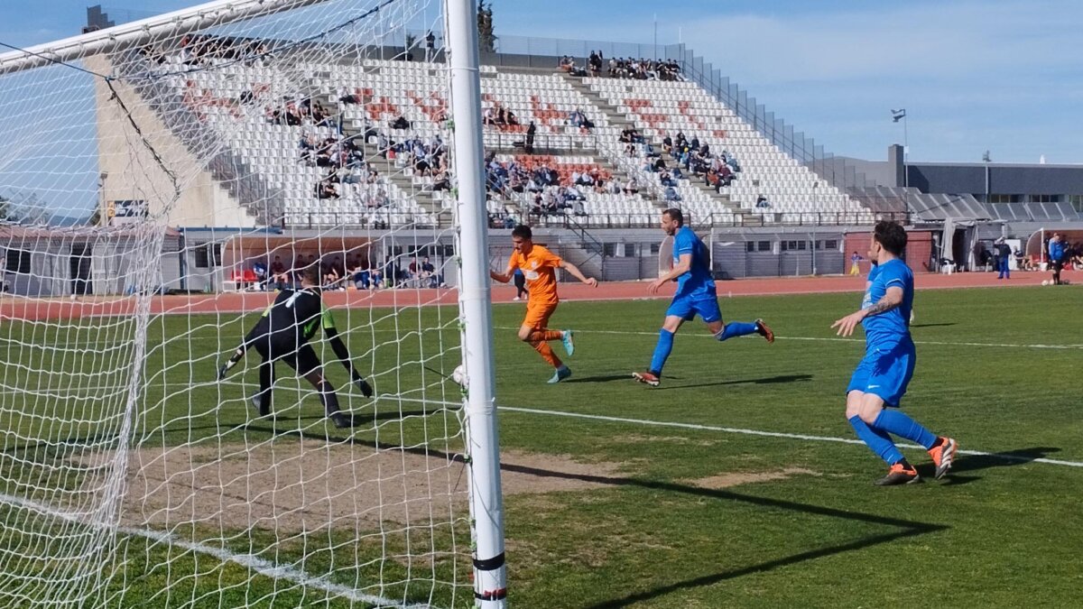 Α.Ο. “Η Θήβα”-Α.Ο. Υπάτου 0-2 (video – pics)