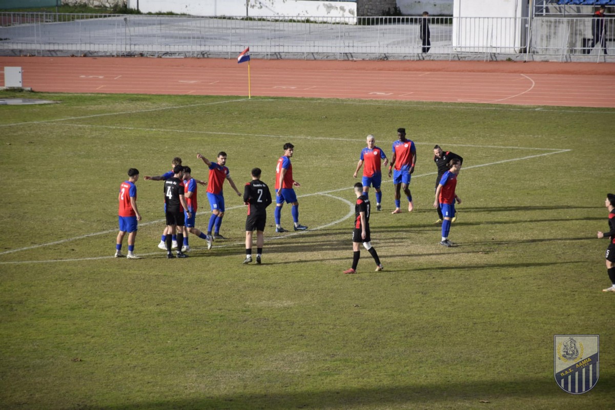 ΠΑΣ Λαμία: Ήττα στα Τρίκαλα στο ντεμπούτο Στουρνάρα