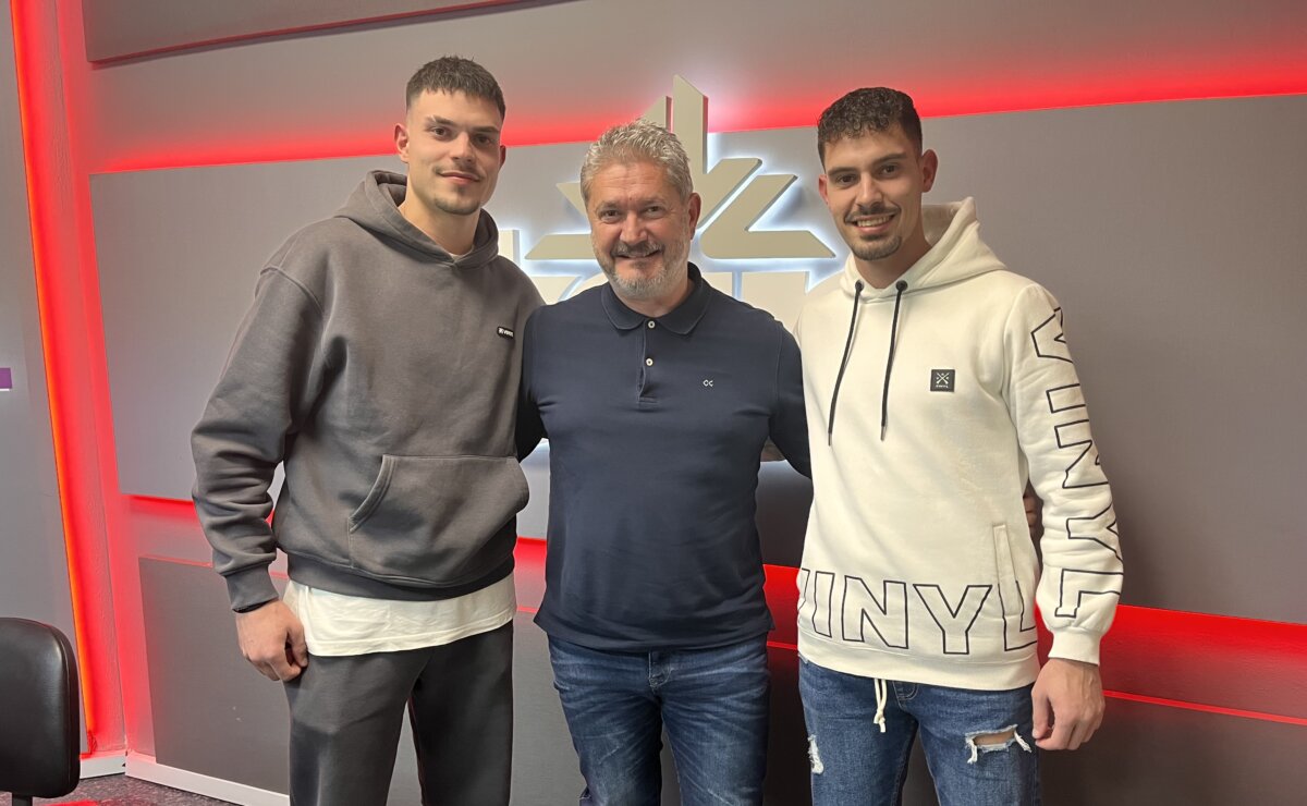 «Φουλ επίθεση» έπαιξαν ο Γιώργος και ο Κωνσταντίνος Λαμπρόπουλος στον Star Fm 97.1 (video)