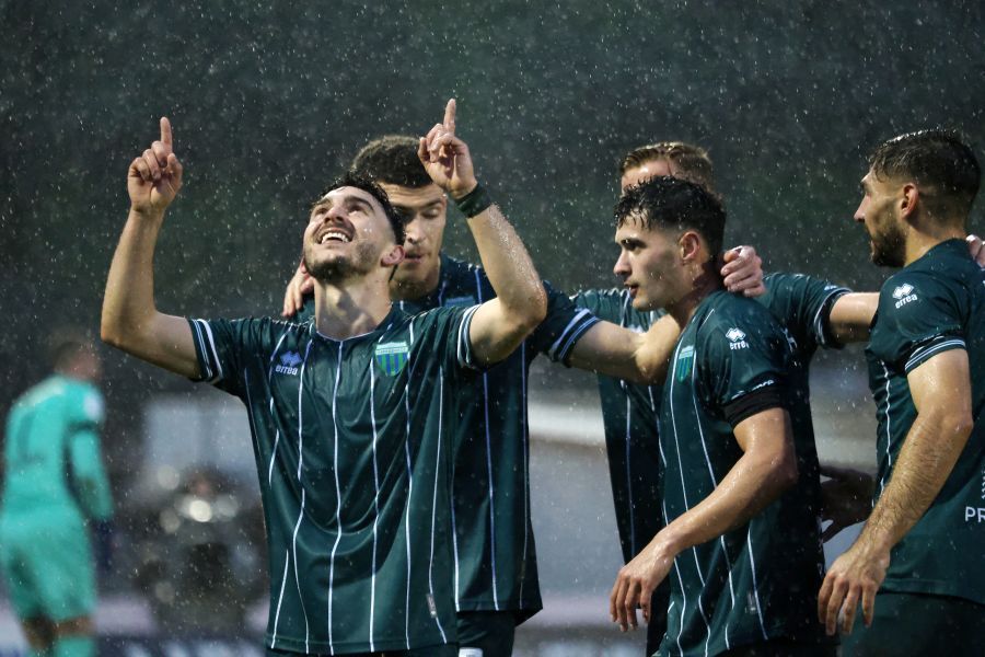 Χόρευε στη βροχή ο Λεβαδειακός, 3-1 τον Αστέρα Τρίπολης