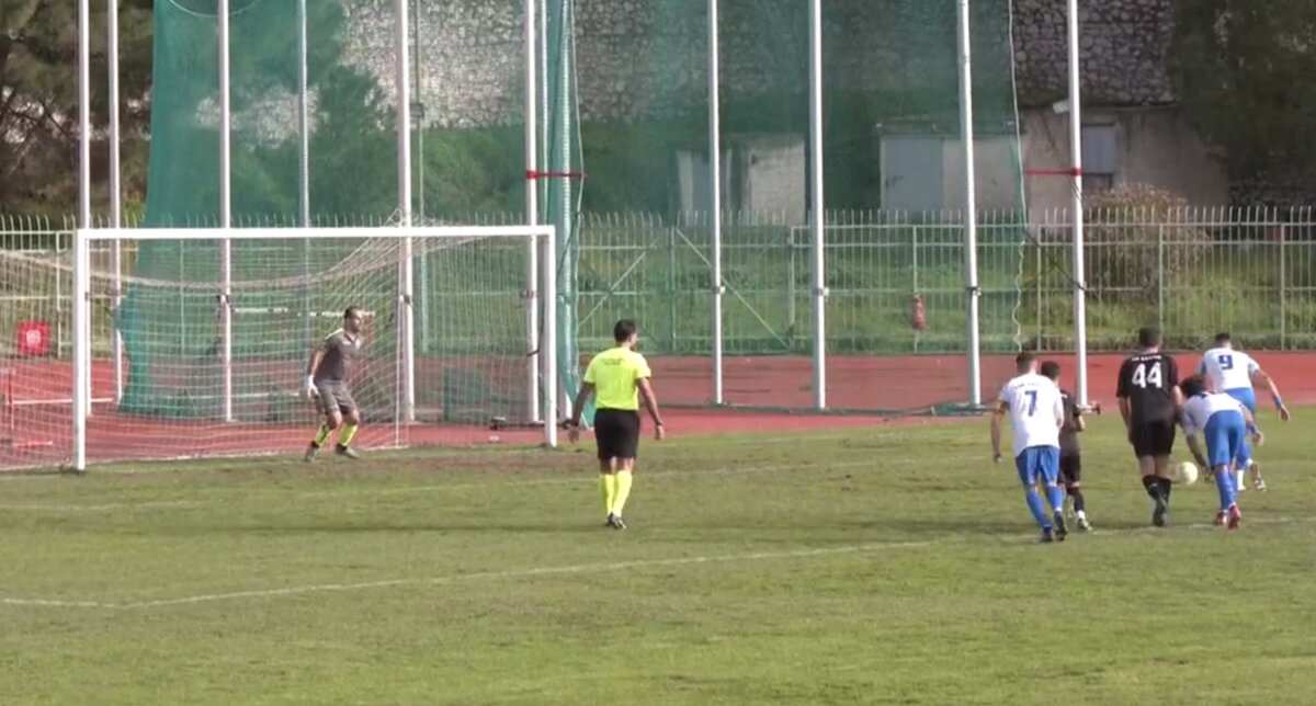 Βίντεο από δημοτικό στάδιο Χαλκίδας και Ν. Λάμψακο