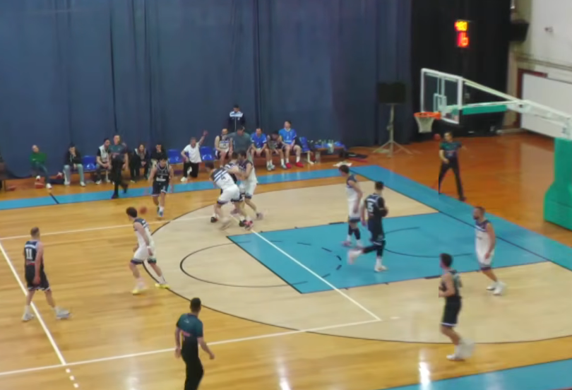 Εθνικός Λιβαδειάς-Πανελευσινιακός 75-74: Έκαναν το 2-2 οι Βοιωτοί