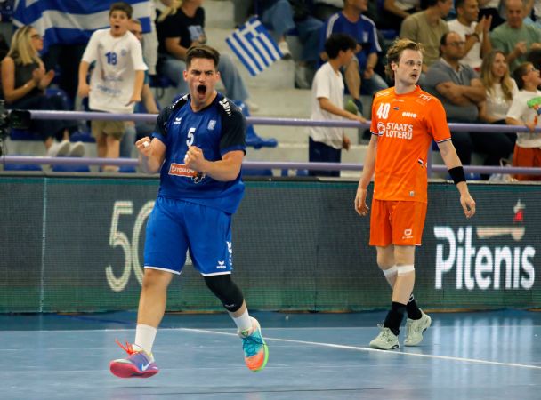 Νίκη με ανατροπή για την Ελλάδα στο κλειστό της Χαλκίδας